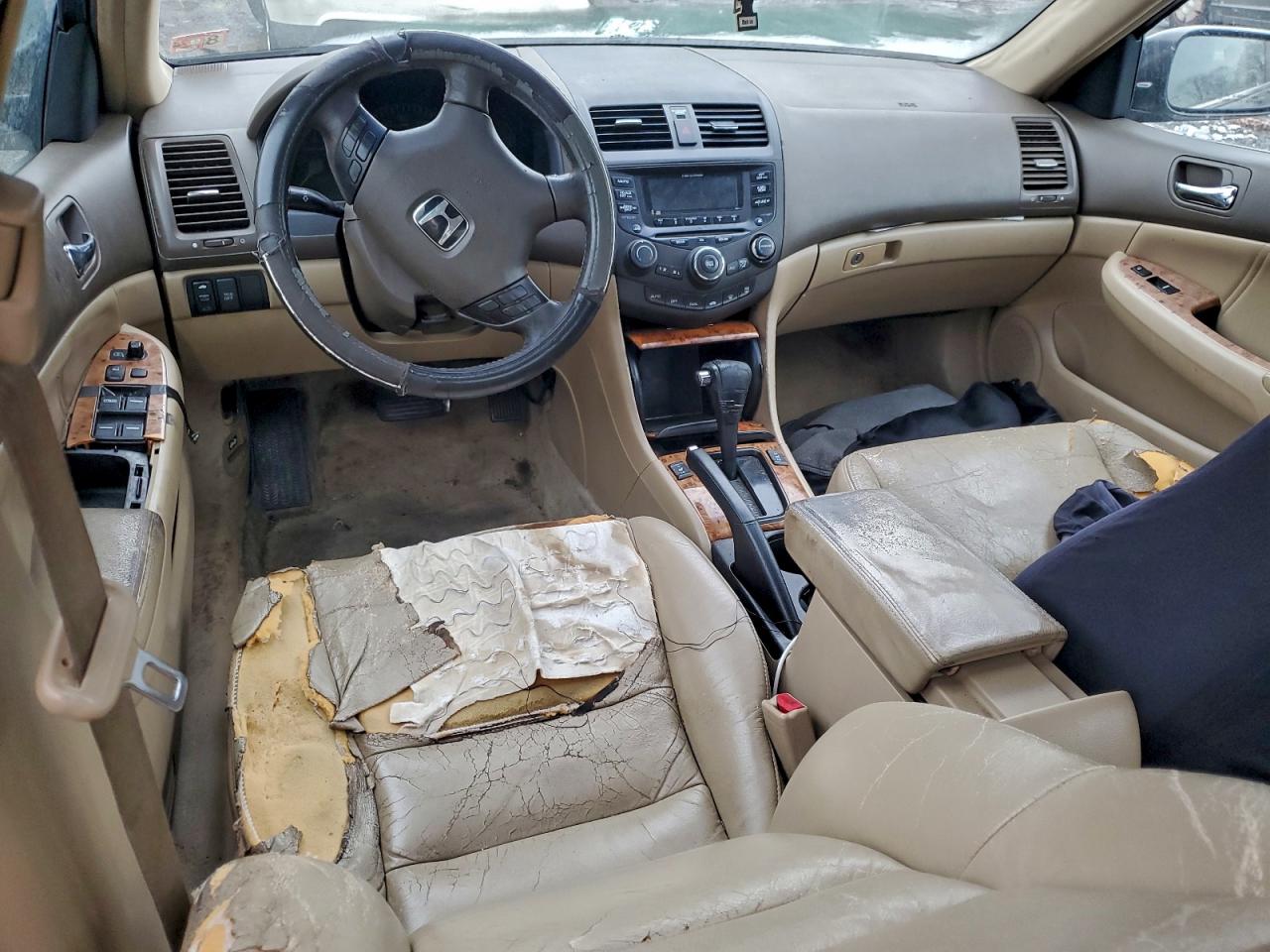 2004 HONDA ACCORD EX photo 8