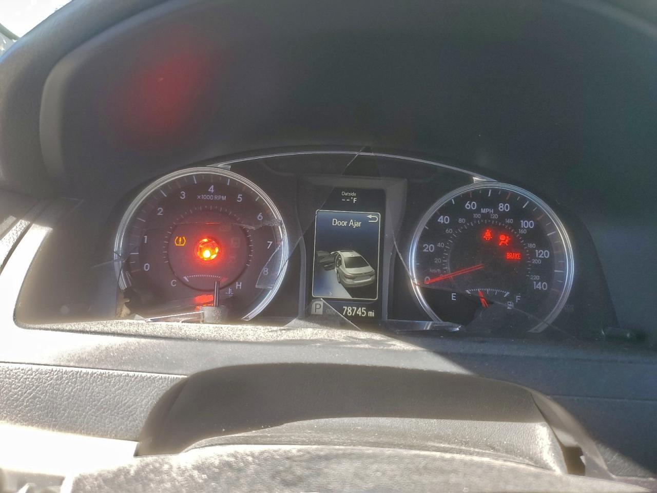 2017 TOYOTA CAMRY LE photo 9