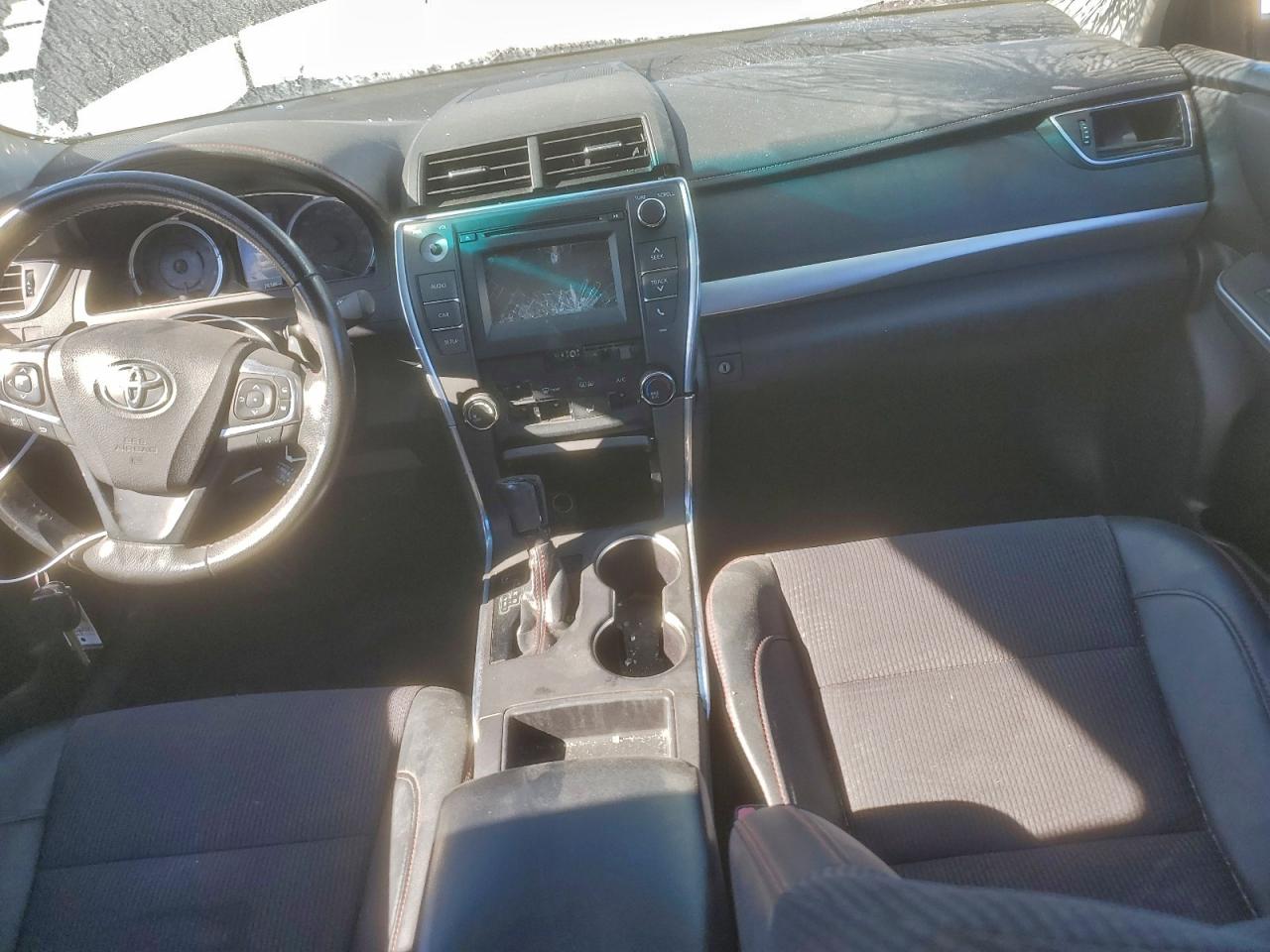 2017 TOYOTA CAMRY LE photo 8