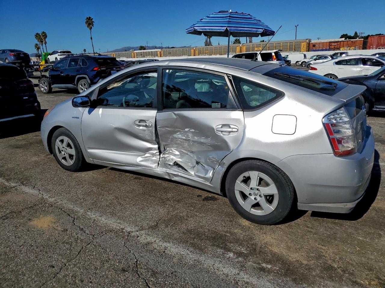 2009 TOYOTA PRIUS photo 2