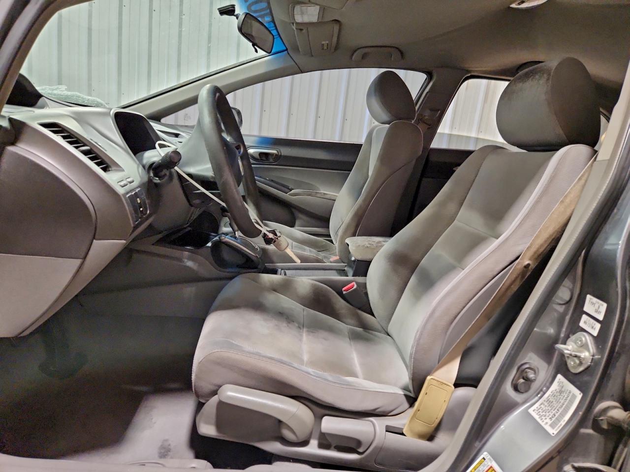 2010 HONDA CIVIC LX photo 7