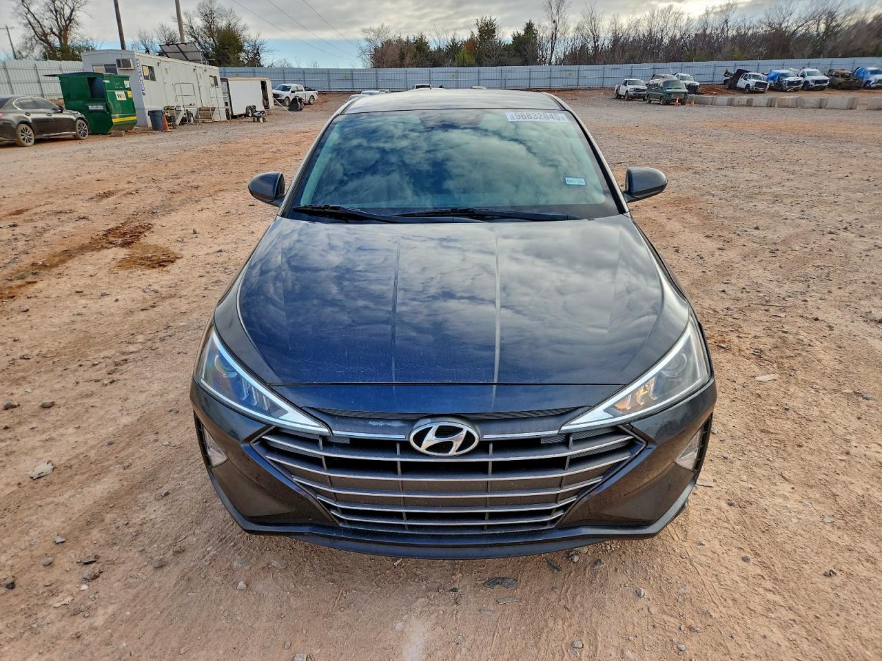 2020 HYUNDAI ELANTRA SE photo 9