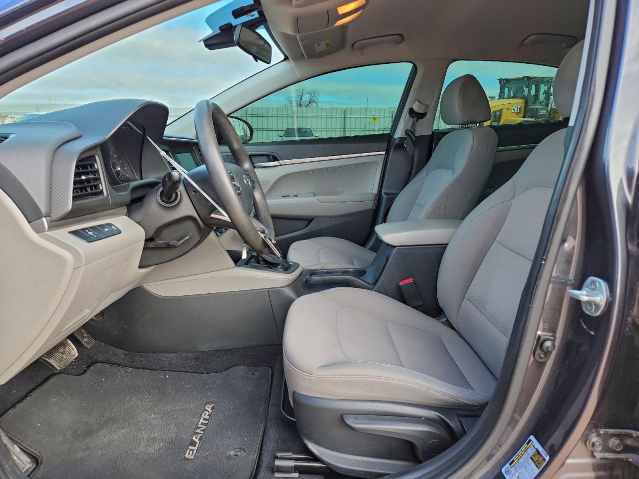 2020 HYUNDAI ELANTRA SE photo 13