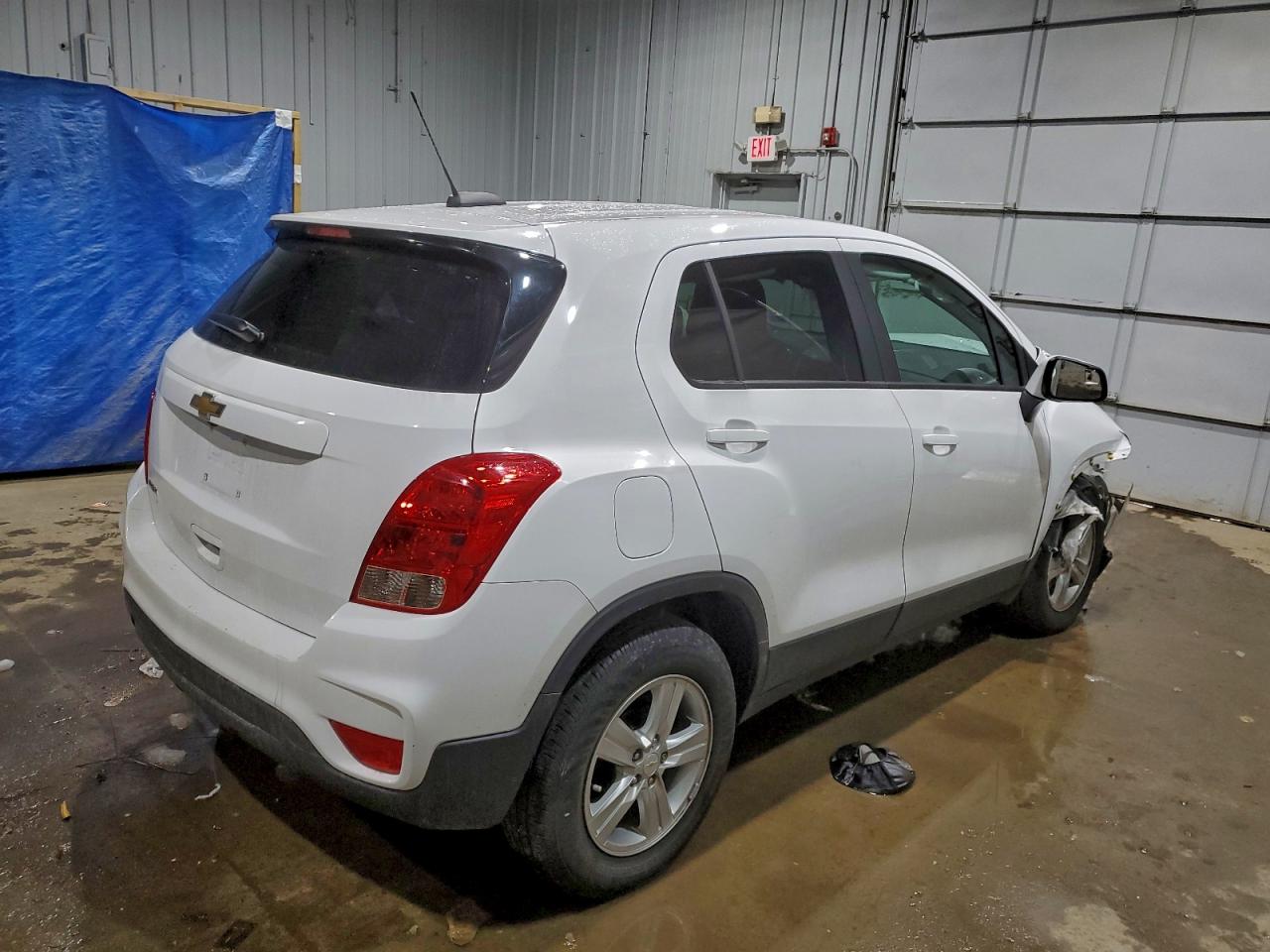 2020 CHEVROLET TRAX LS photo 3