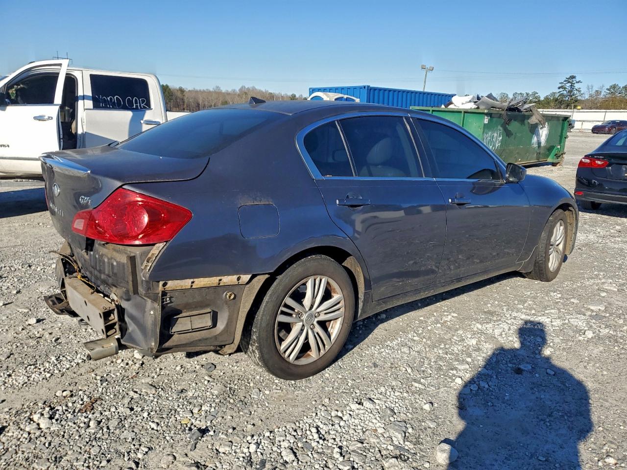 2012 INFINITI G37 photo 3