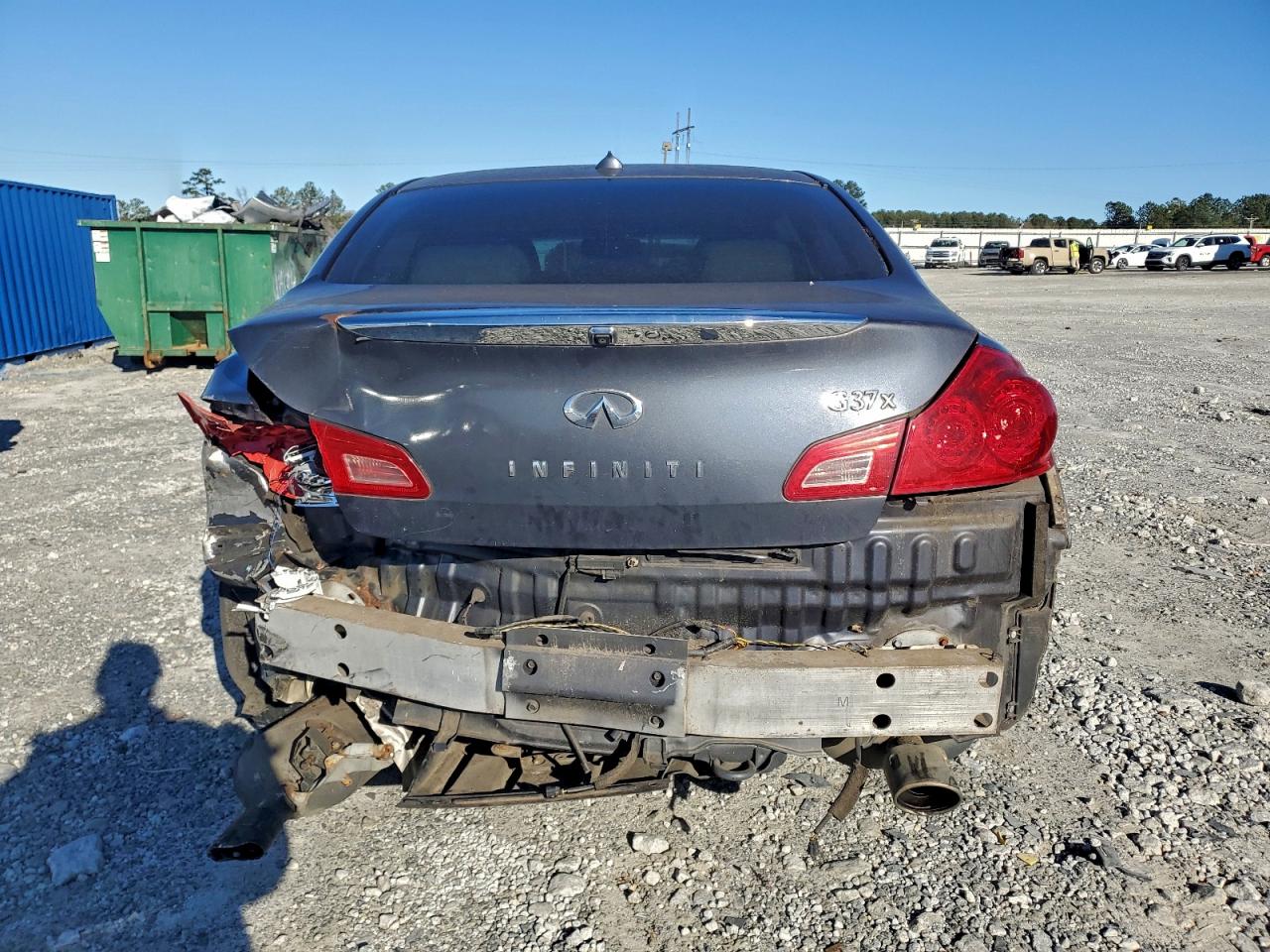 2012 INFINITI G37 photo 6