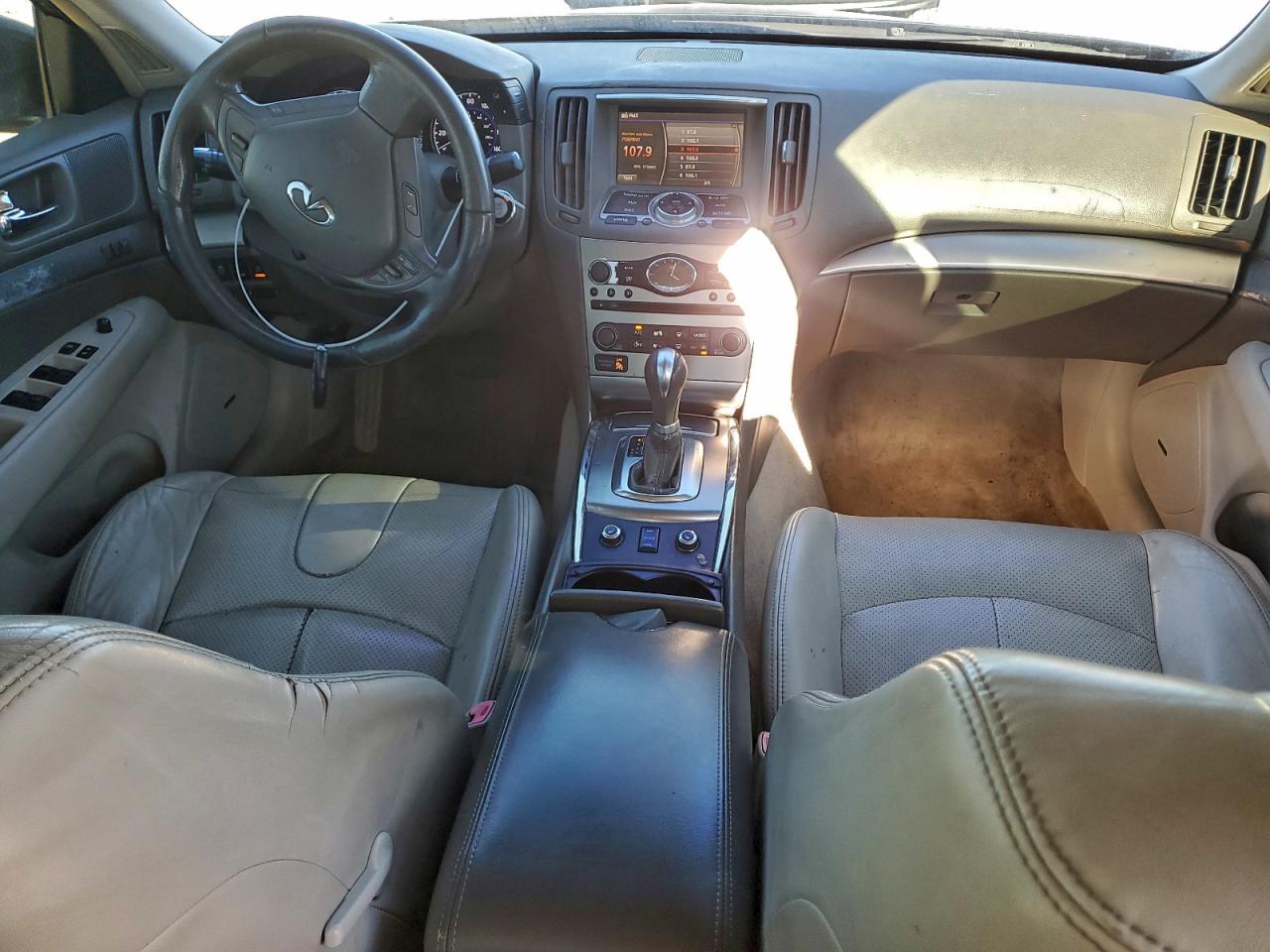 2012 INFINITI G37 photo 8