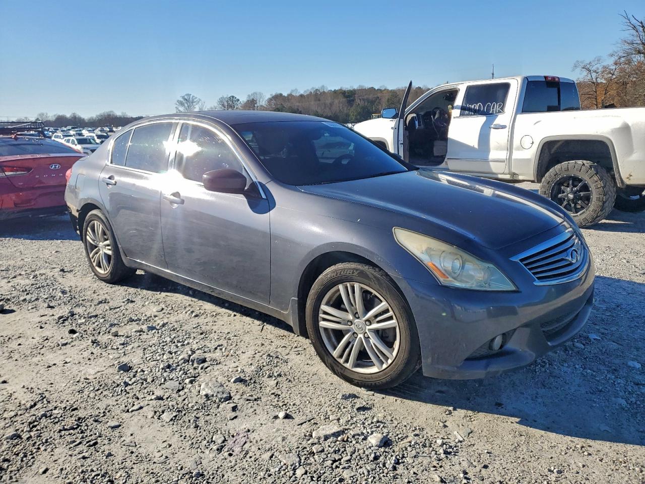 2012 INFINITI G37 photo 4