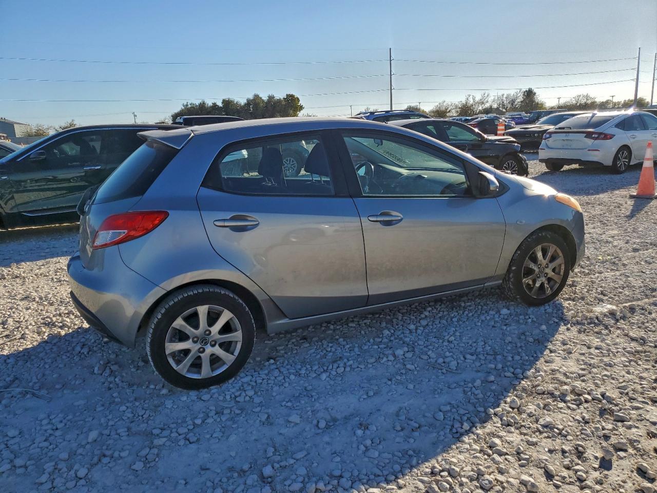 2014 MAZDA MAZDA2 TOURING photo 3