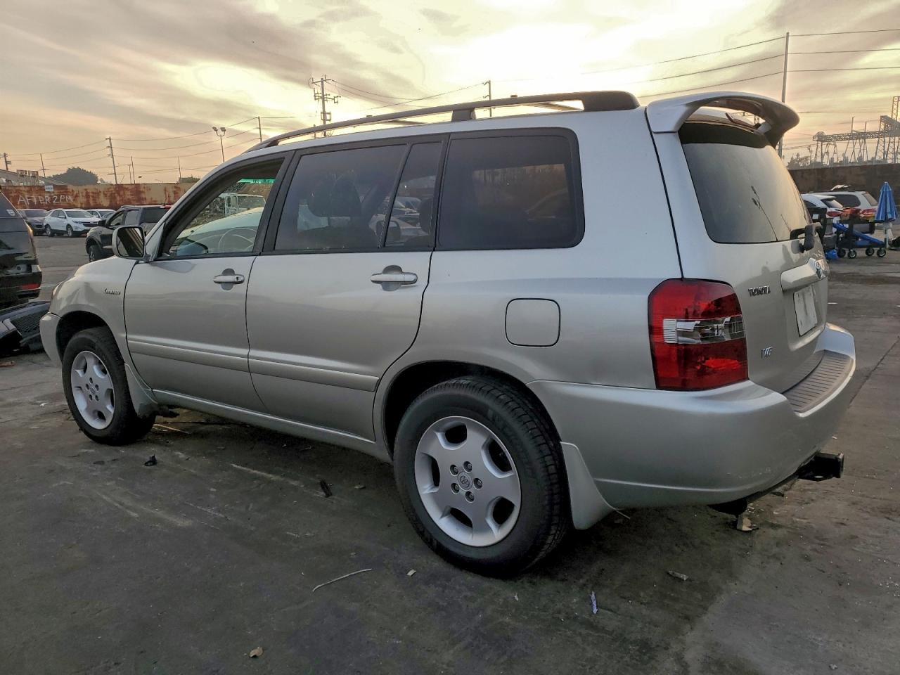 2006 TOYOTA HIGHLANDER LIMITED photo 2