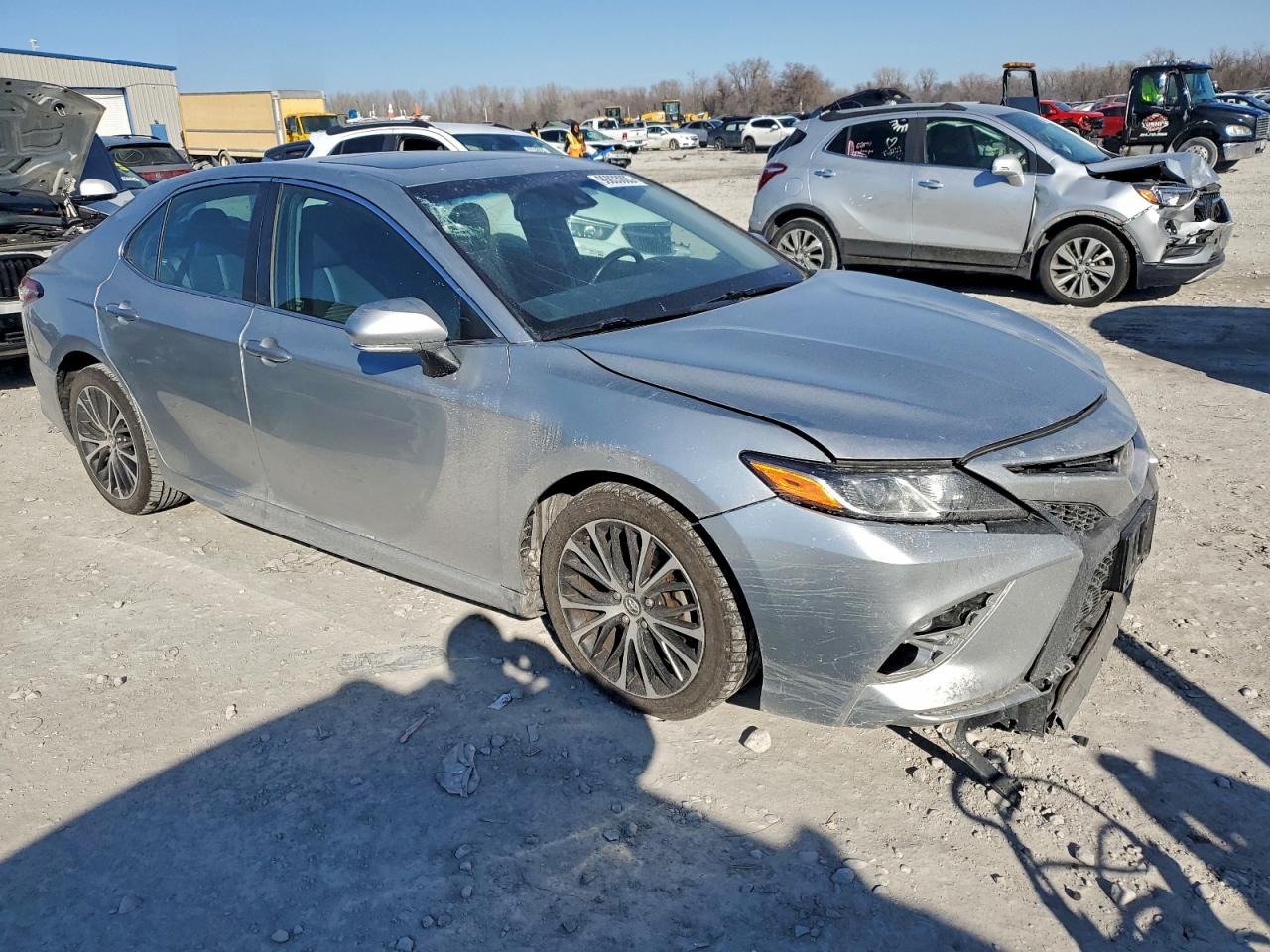 2018 TOYOTA CAMRY L photo 4