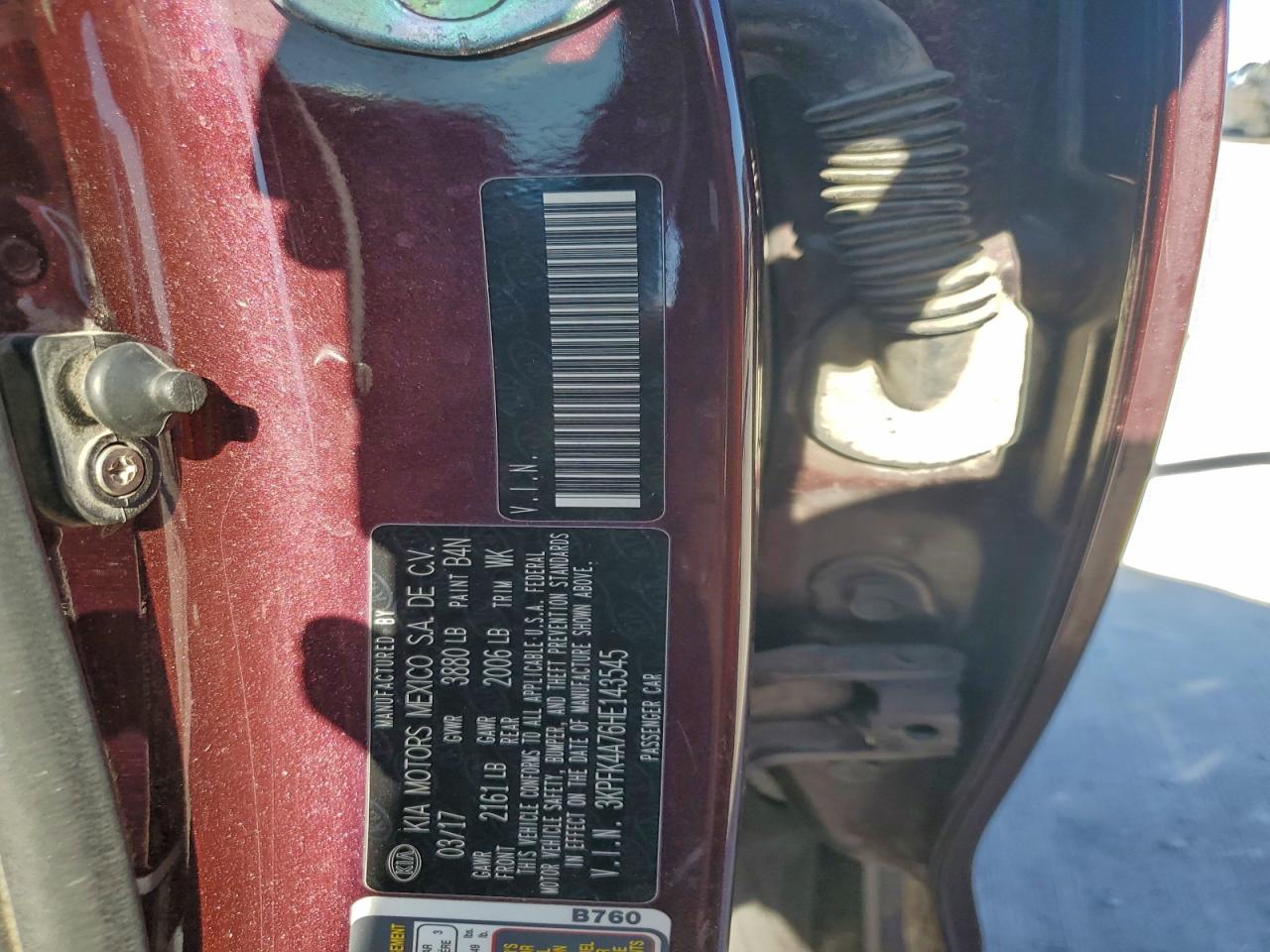 2017 KIA FORTE LX photo 13