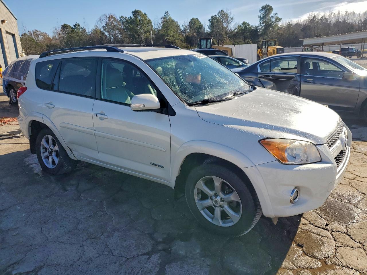 2011 TOYOTA RAV4 LIMITED photo 4