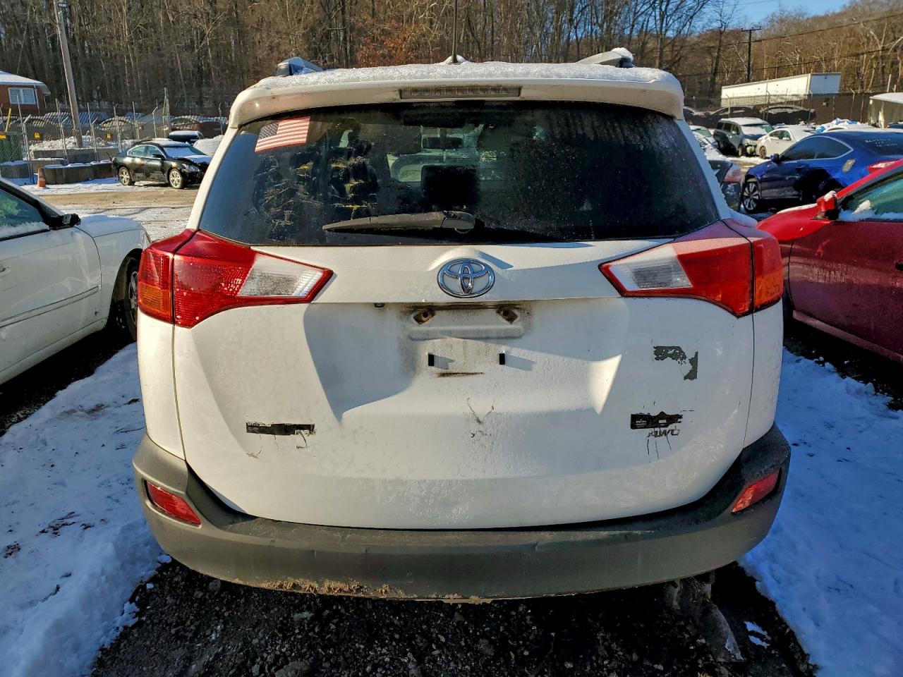 2014 TOYOTA RAV4 XLE photo 6