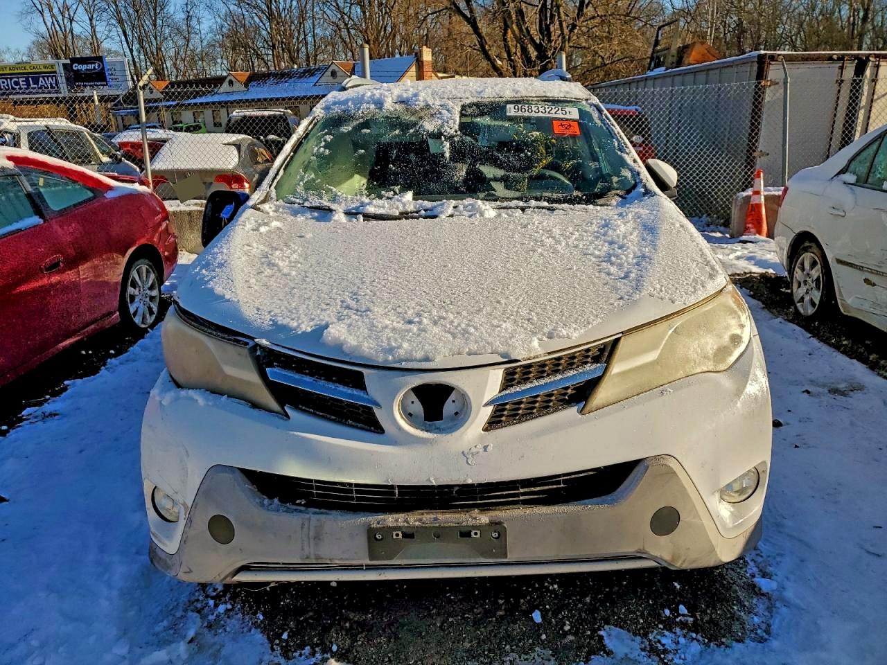 2014 TOYOTA RAV4 XLE photo 5