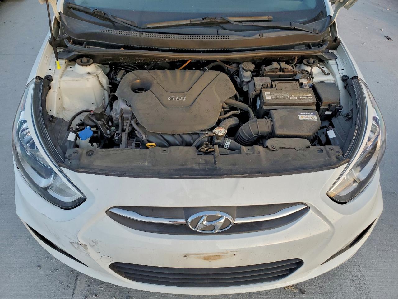 2017 HYUNDAI ACCENT SE photo 11