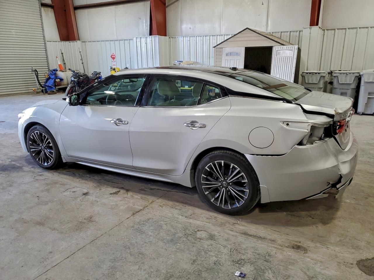 2017 NISSAN MAXIMA 3.5S photo 2