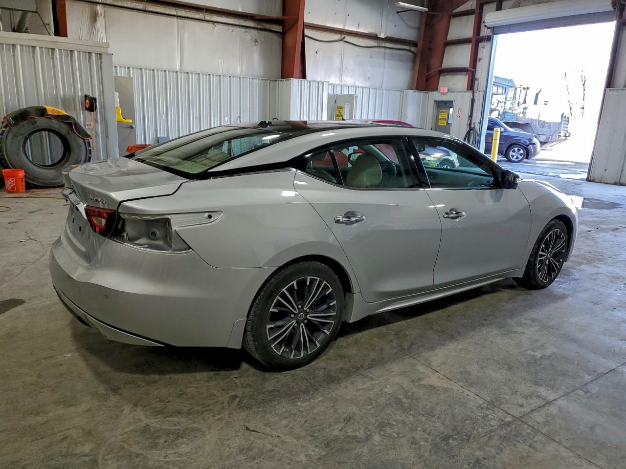 2017 NISSAN MAXIMA 3.5S photo 3