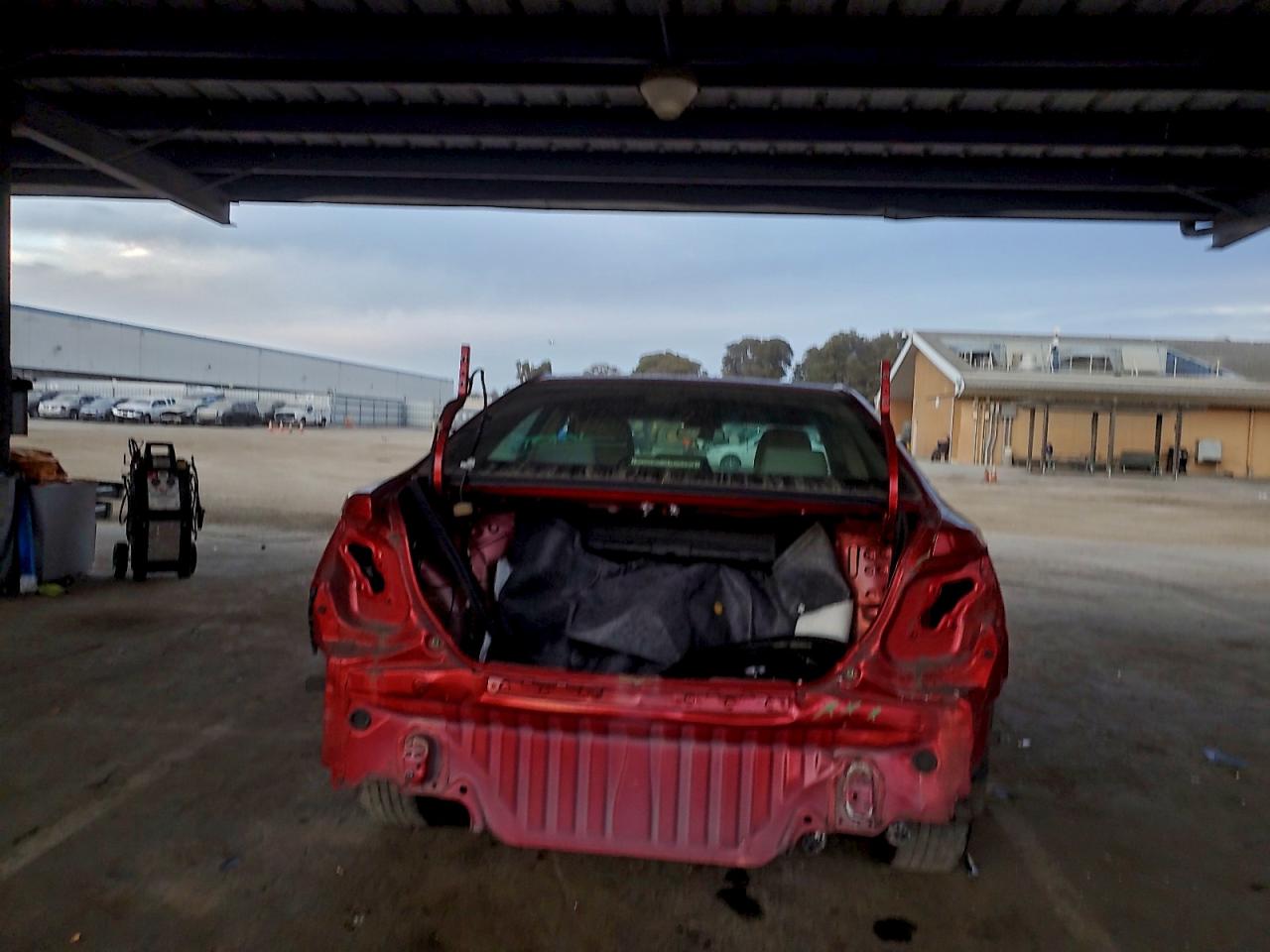 2013 TOYOTA CAMRY L photo 6