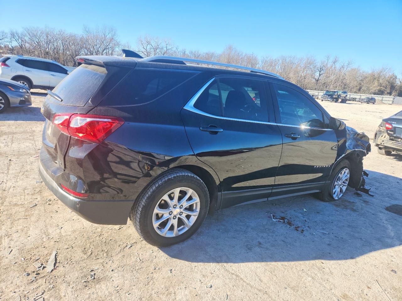 2020 CHEVROLET EQUINOX LT photo 3