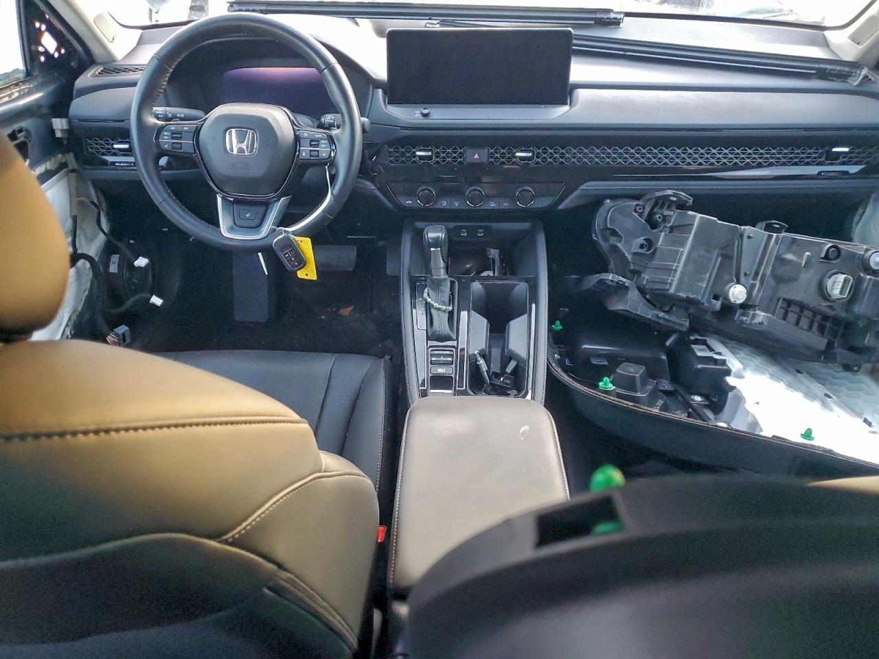 2025 HONDA ACCORD TOURING HYBRID photo 8