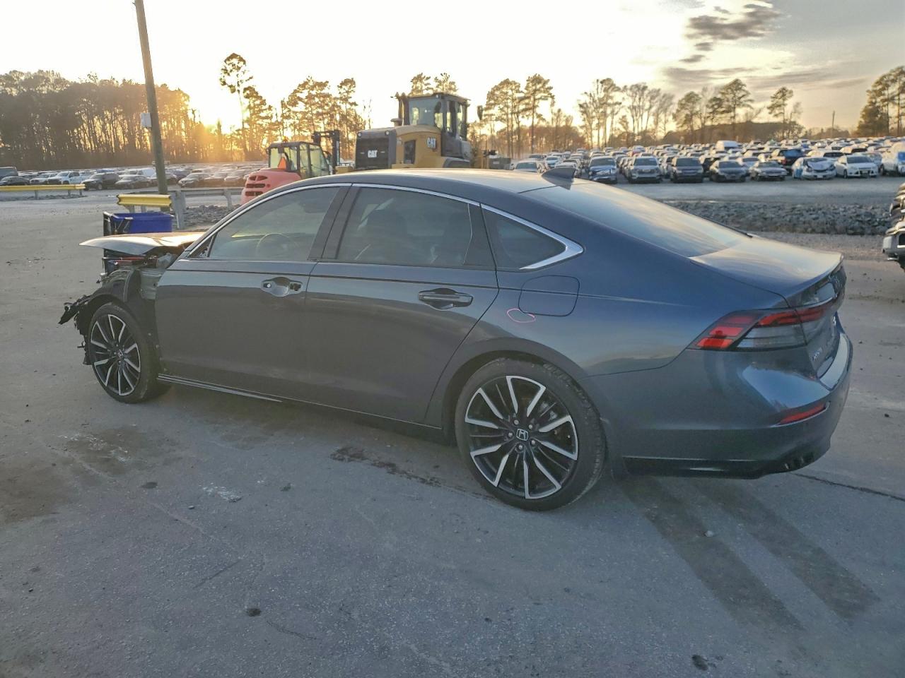 2025 HONDA ACCORD TOURING HYBRID photo 2