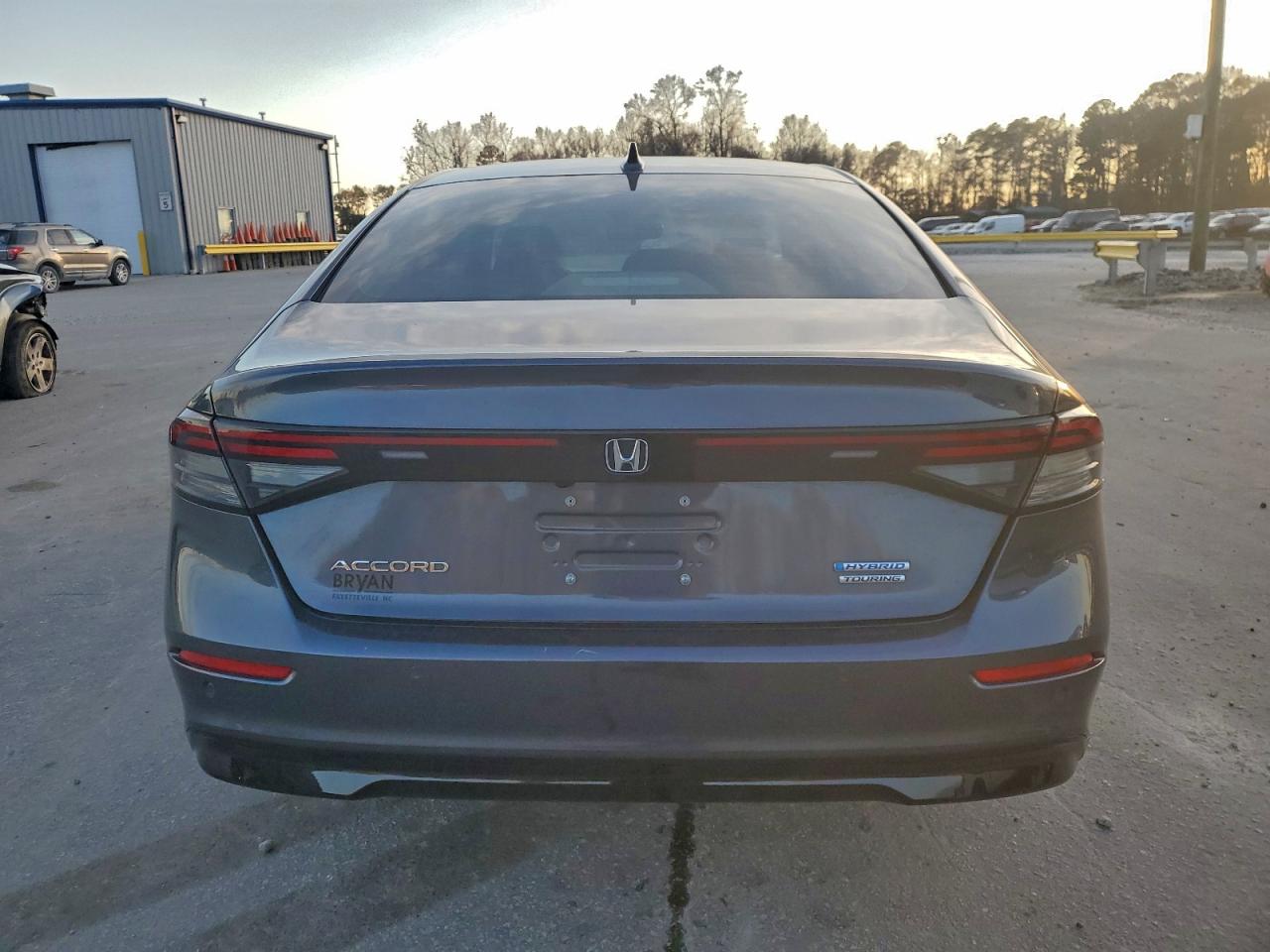 2025 HONDA ACCORD TOURING HYBRID photo 6