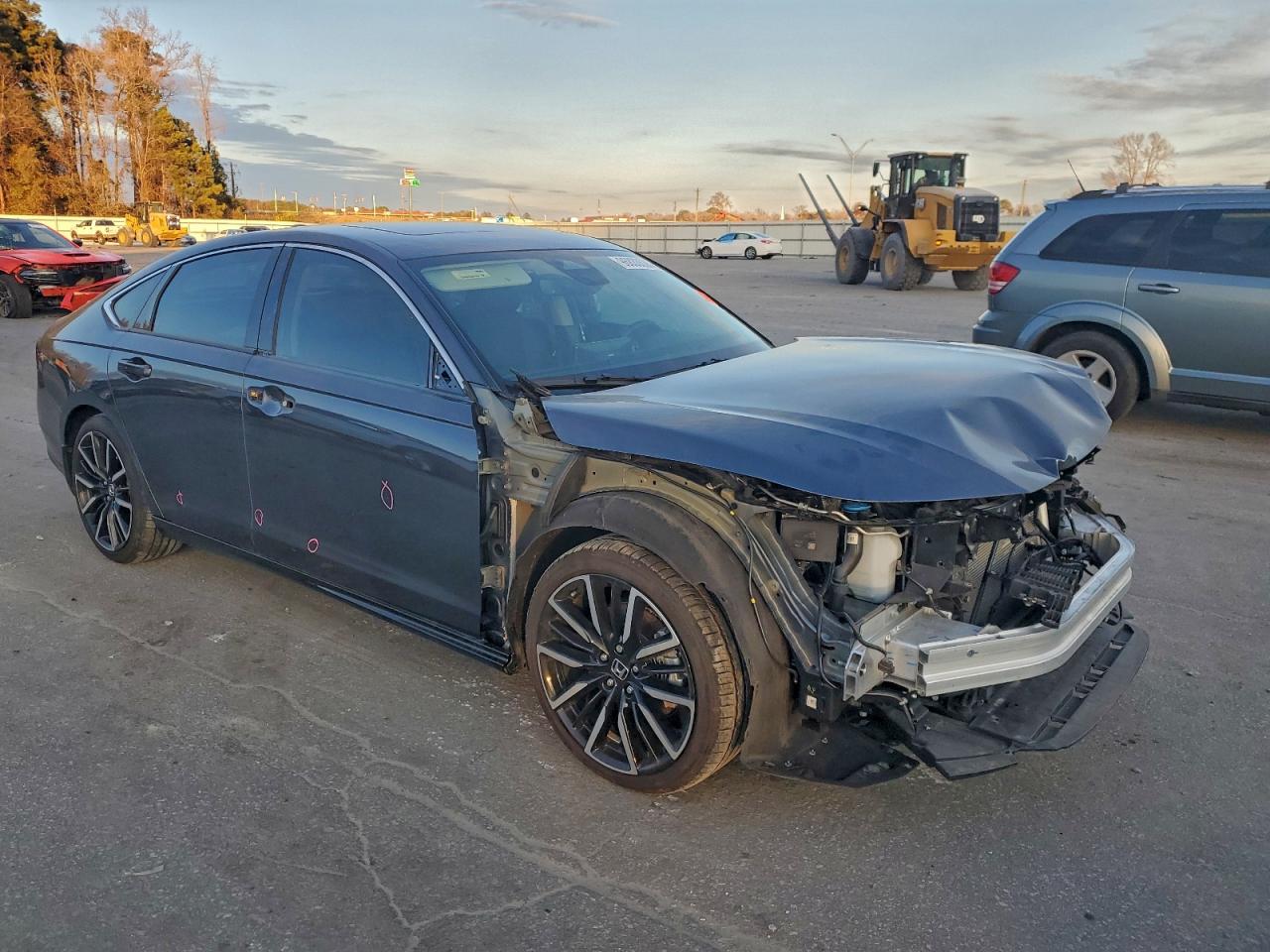 2025 HONDA ACCORD TOURING HYBRID photo 4