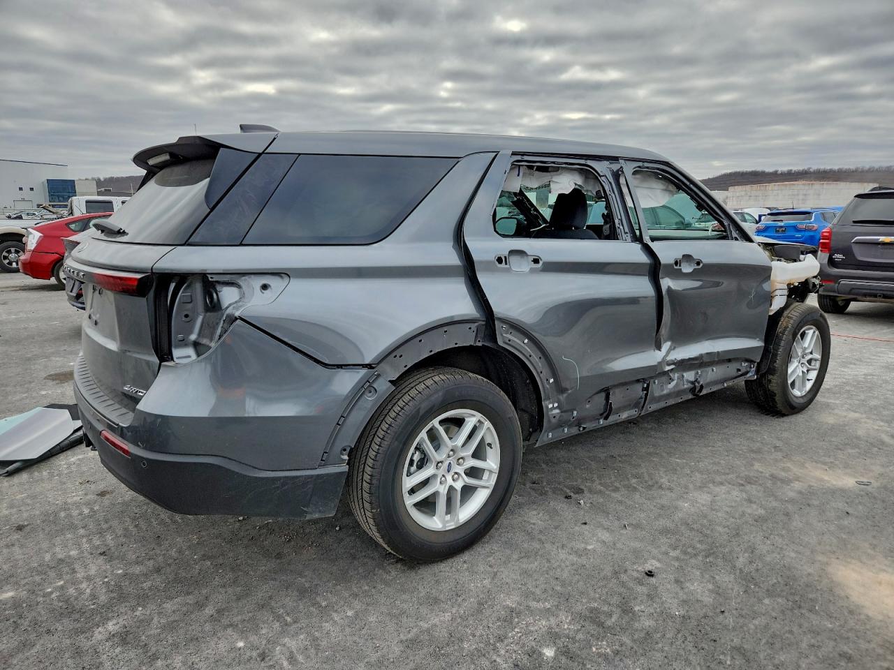 2025 FORD EXPLORER ACTIVE photo 3