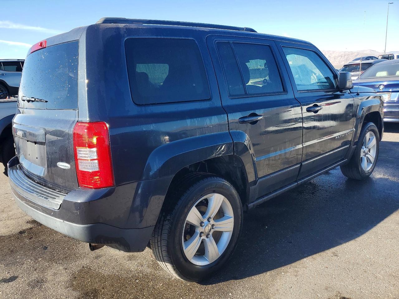 2015 JEEP PATRIOT LATITUDE photo 3