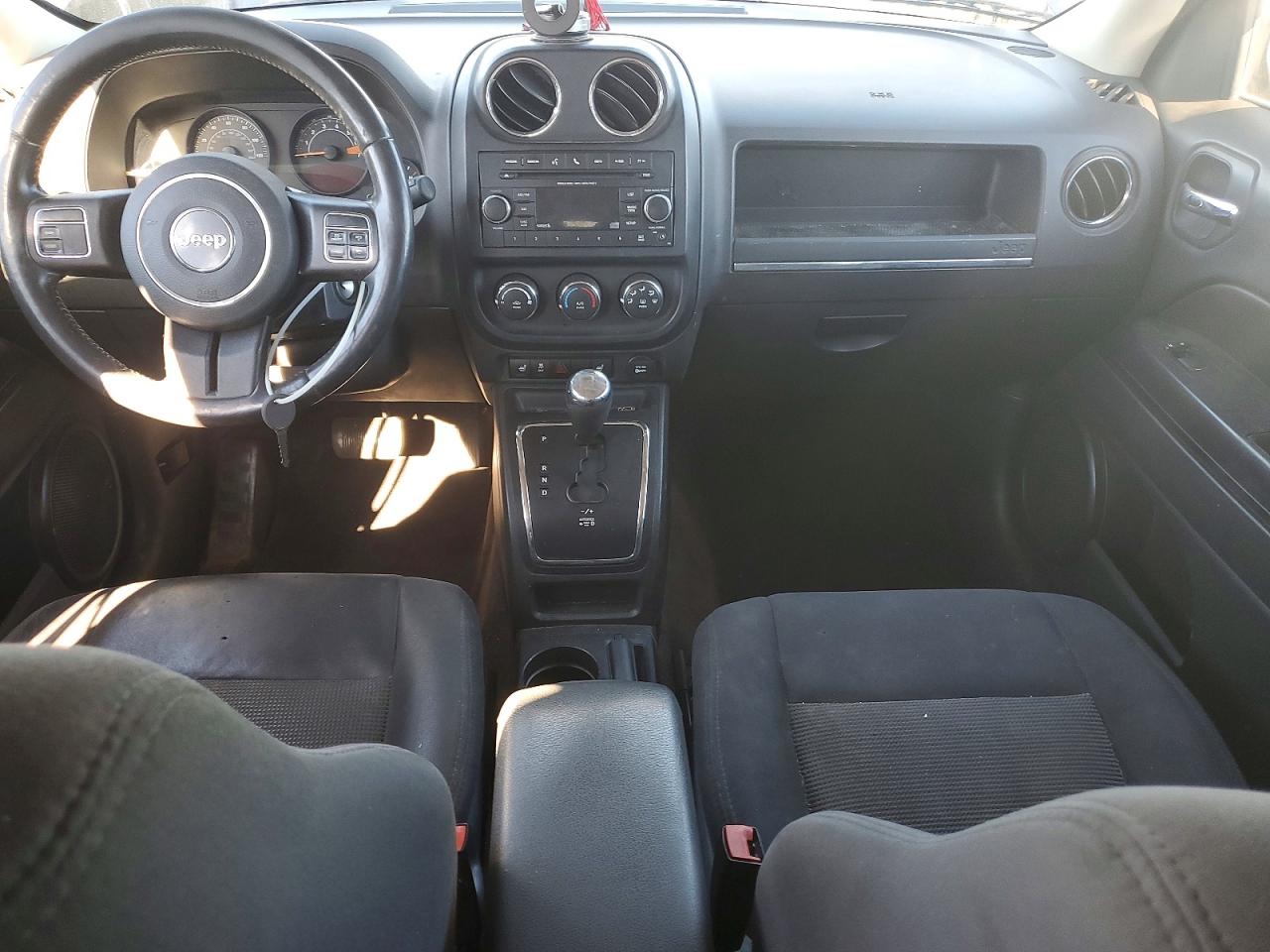 2015 JEEP PATRIOT LATITUDE photo 8