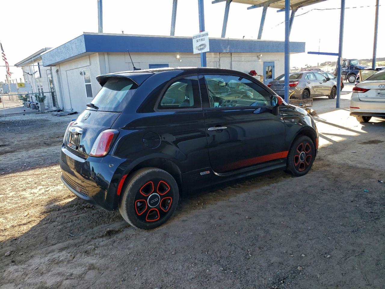 2013 FIAT 500 ELECTRIC photo 3