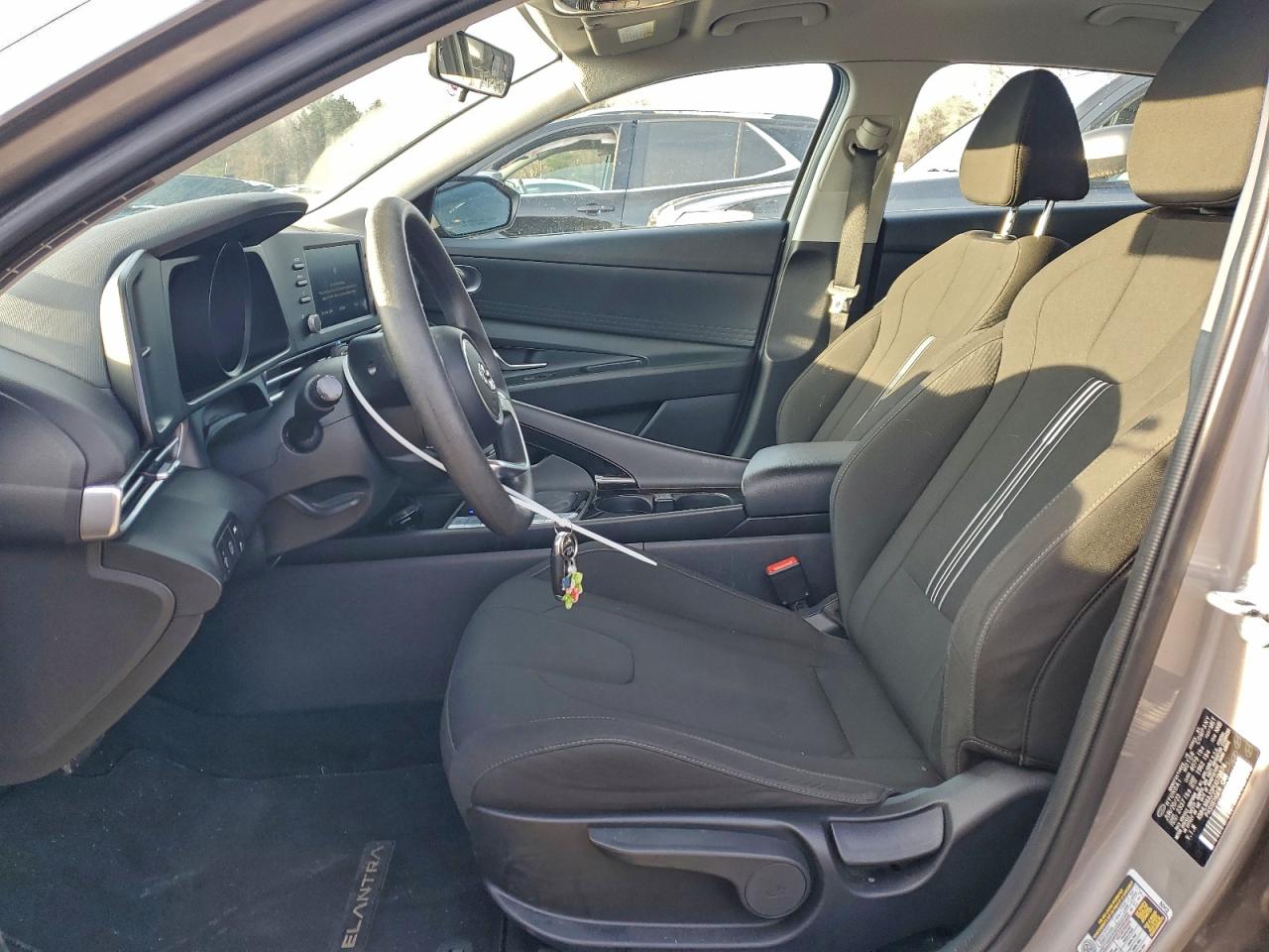 2023 HYUNDAI ELANTRA BLUE photo 7