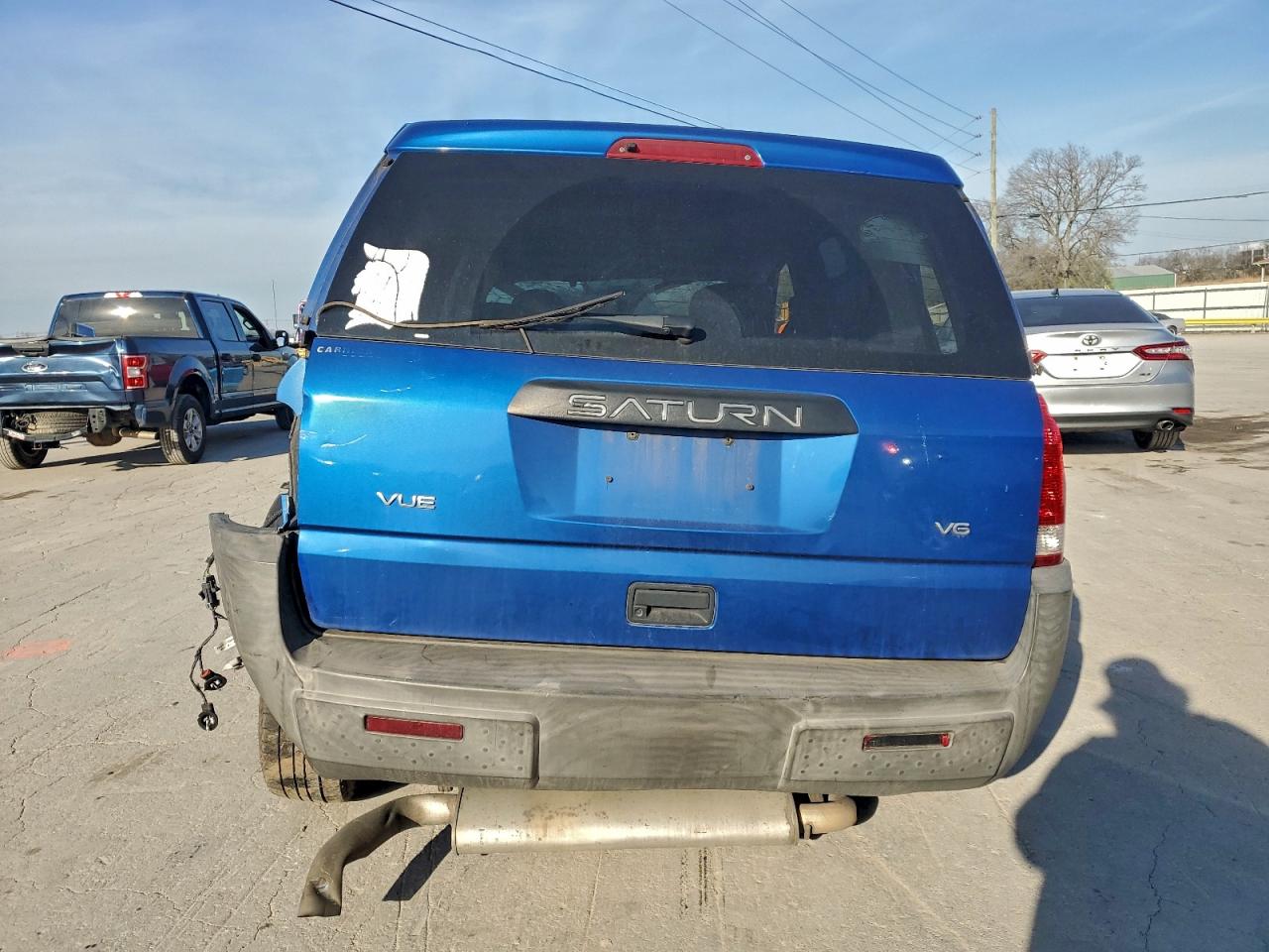 2004 SATURN VUE photo 6