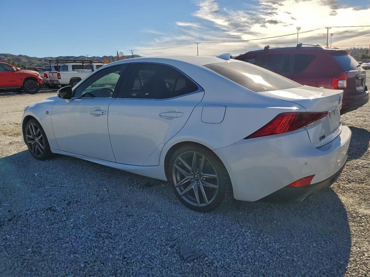 2018 LEXUS IS 300 photo 2