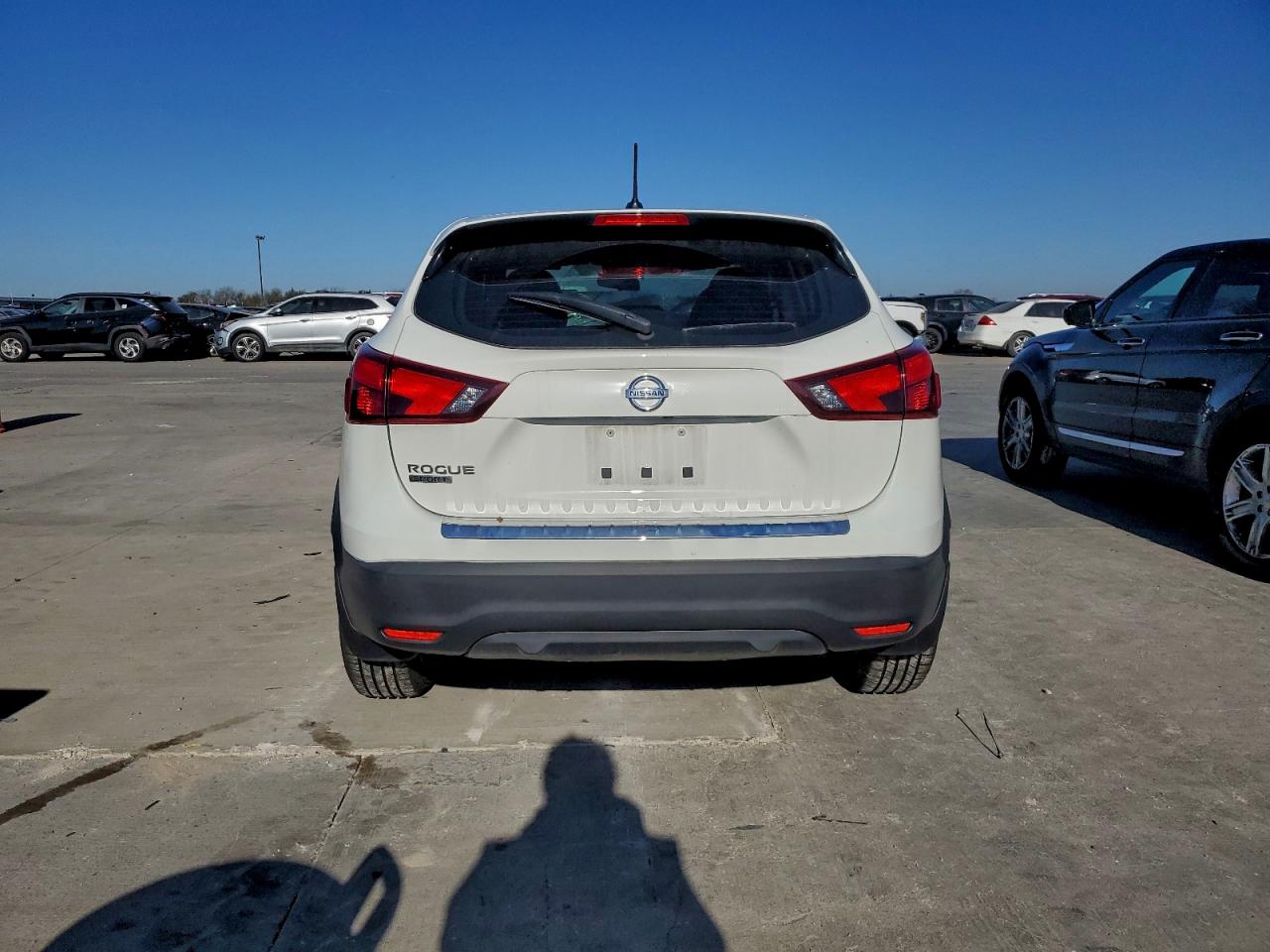 2019 NISSAN ROGUE SPORT S photo 6