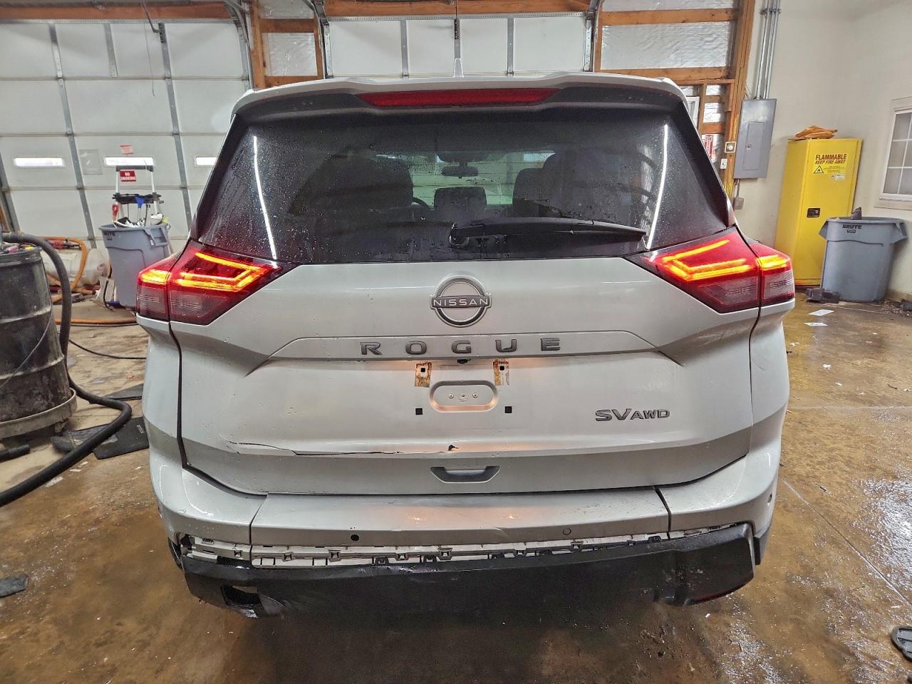 2024 NISSAN ROGUE SV photo 6