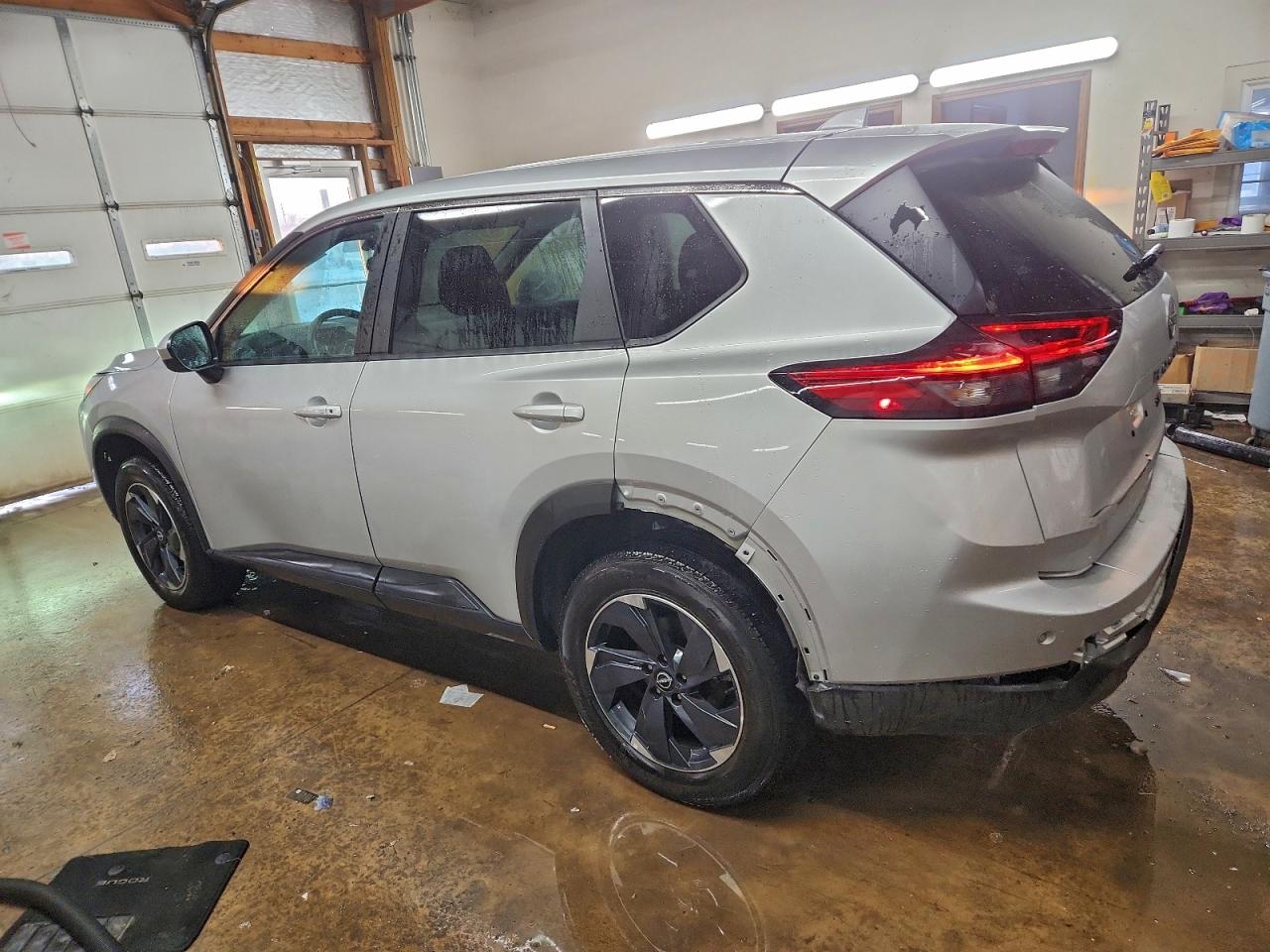 2024 NISSAN ROGUE SV photo 2