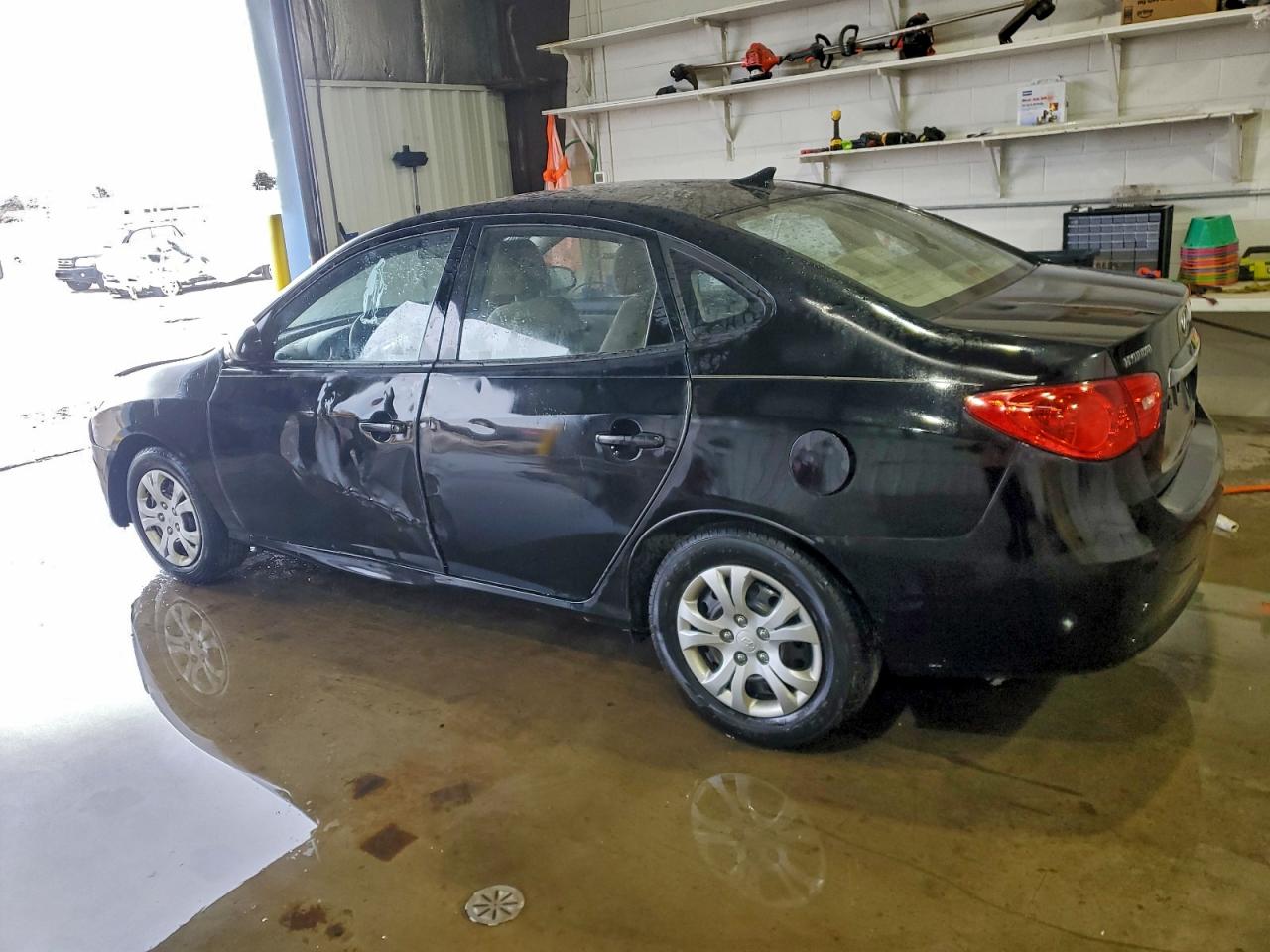 2010 HYUNDAI ELANTRA BLUE photo 2