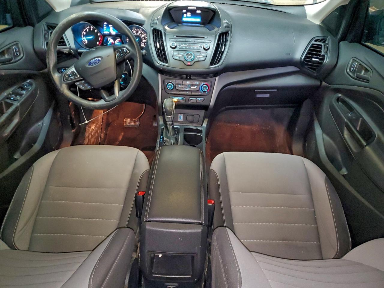 2017 FORD ESCAPE S photo 8