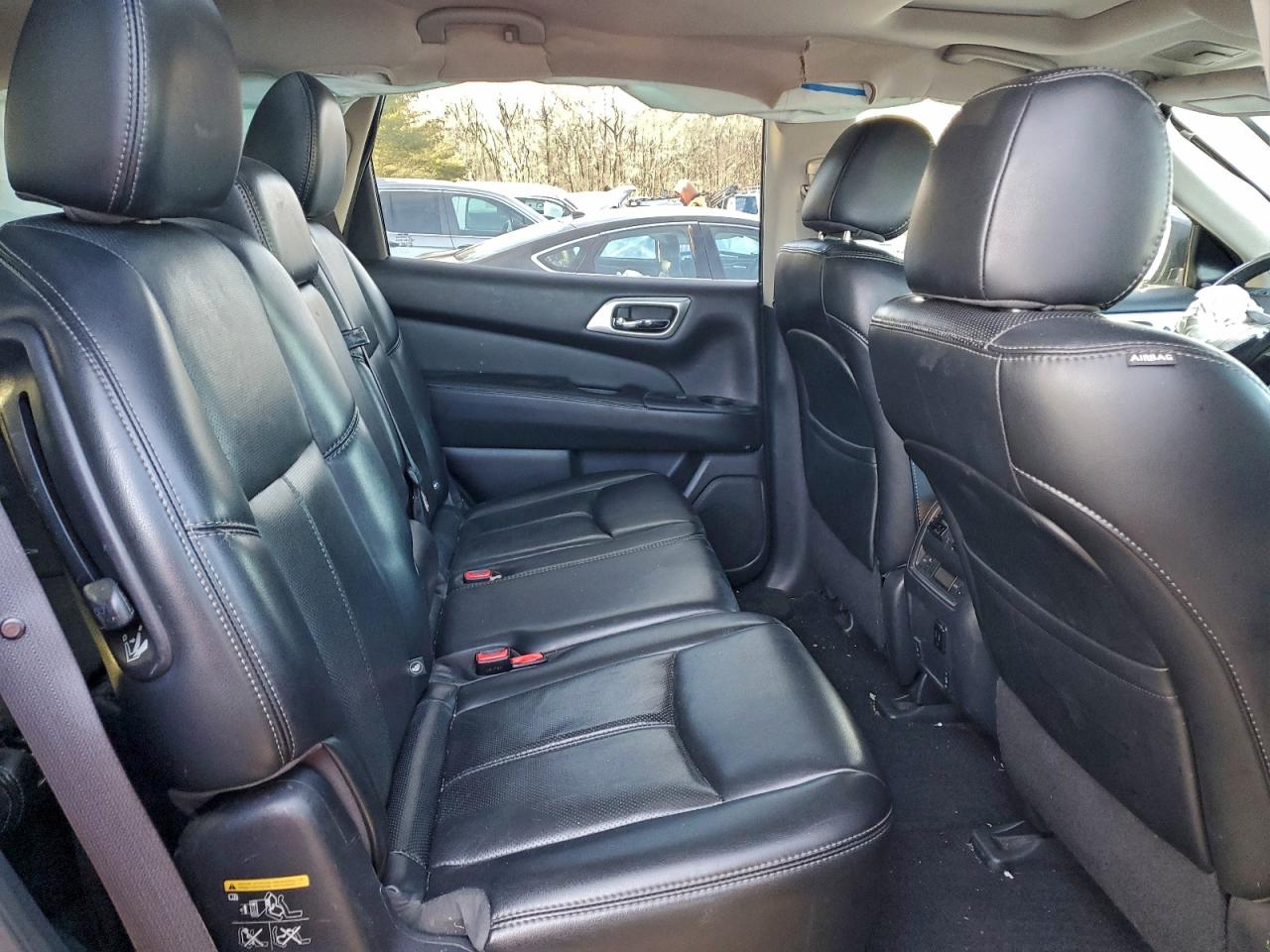 2017 NISSAN PATHFINDER S photo 10