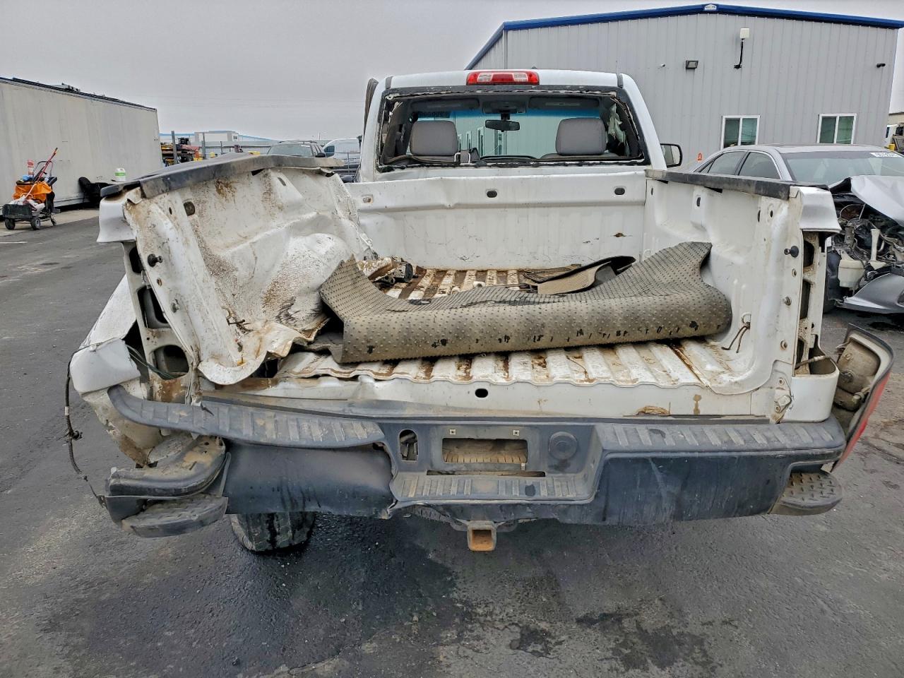 2016 CHEVROLET SILVERADO C1500 photo 6