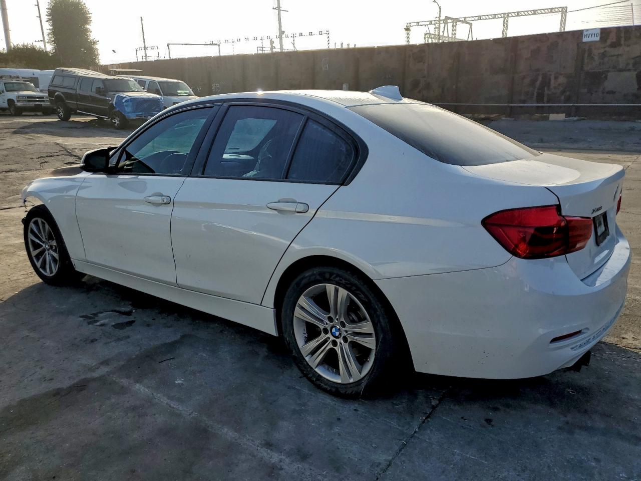 2016 BMW 328 XI SULEV photo 2