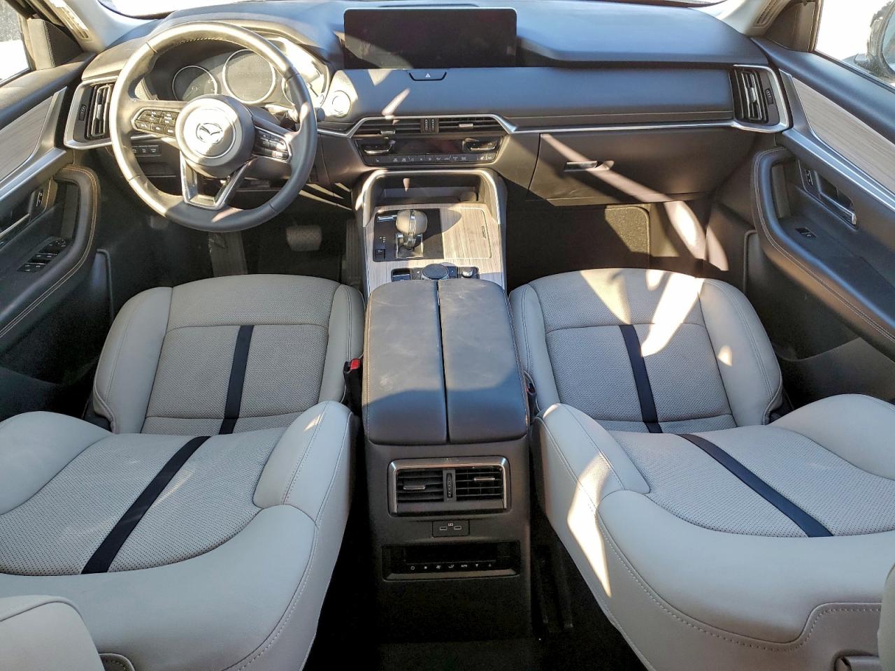 2025 MAZDA CX-90 PREFERRED photo 8