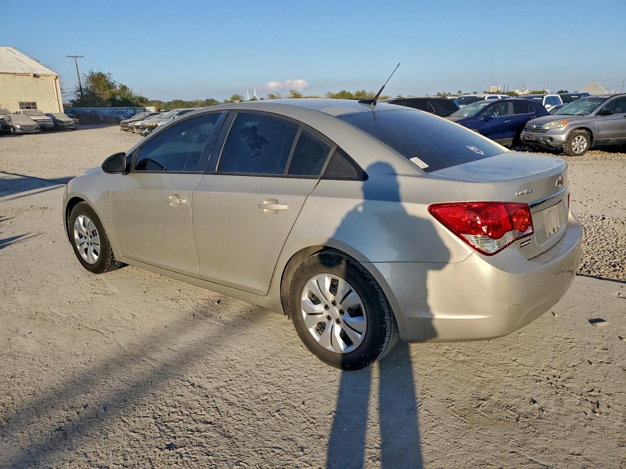 2013 CHEVROLET CRUZE LS photo 2