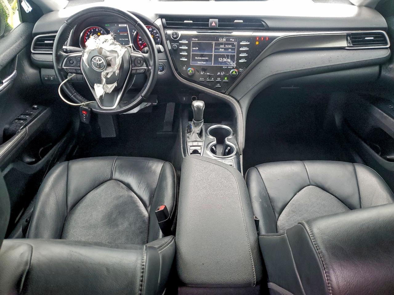2020 TOYOTA CAMRY XSE photo 8