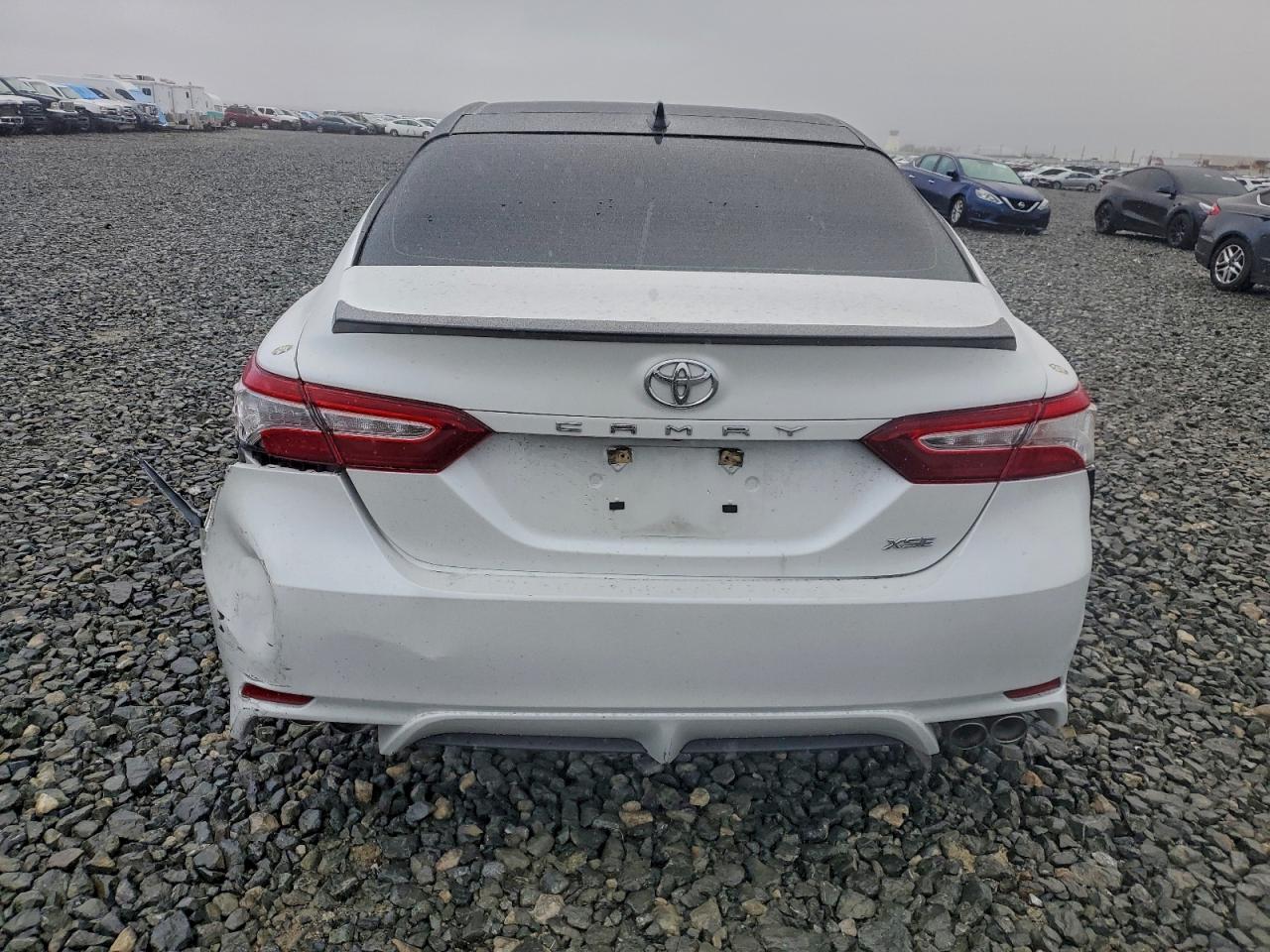 2020 TOYOTA CAMRY XSE photo 6