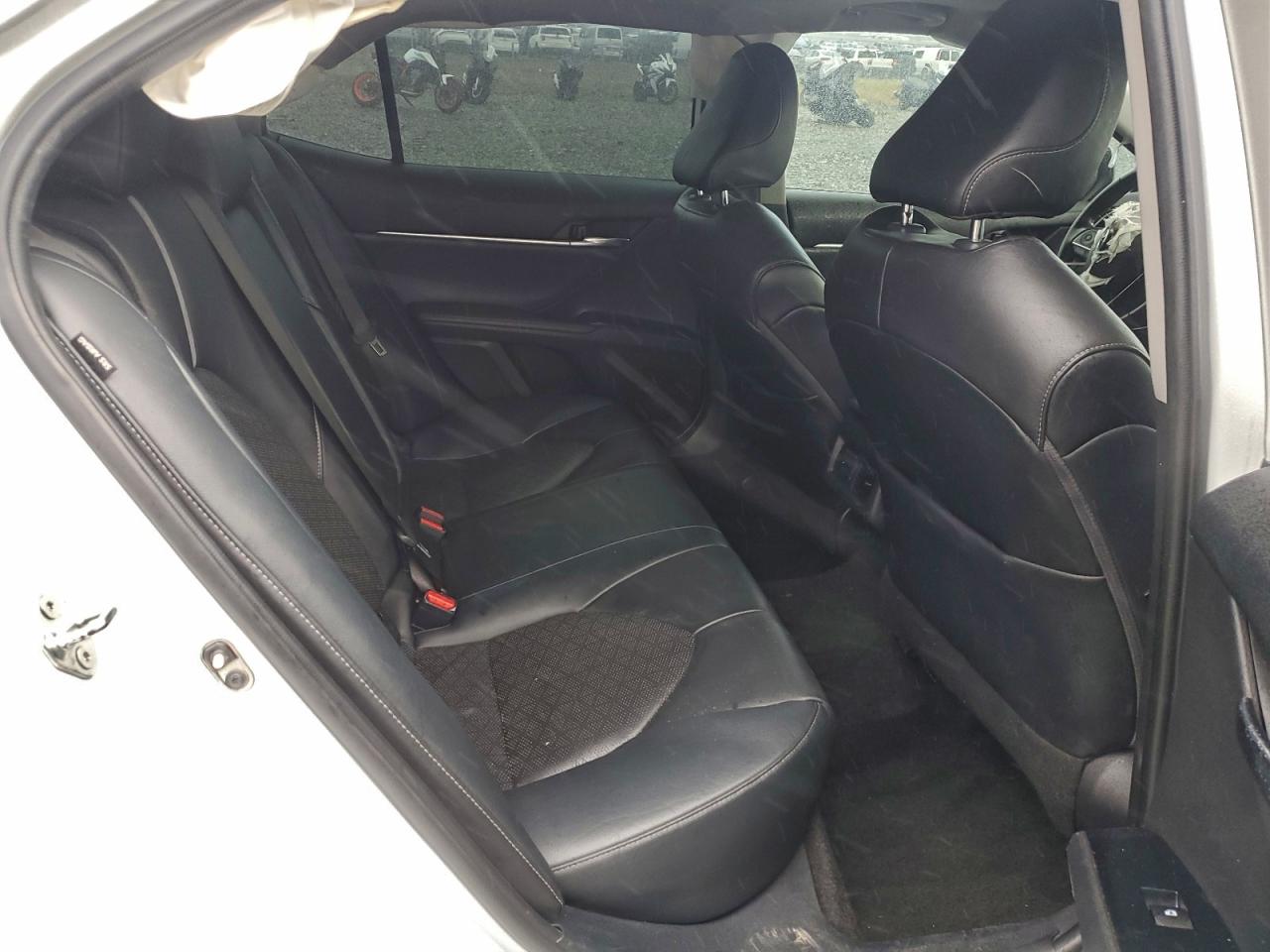 2020 TOYOTA CAMRY XSE photo 10