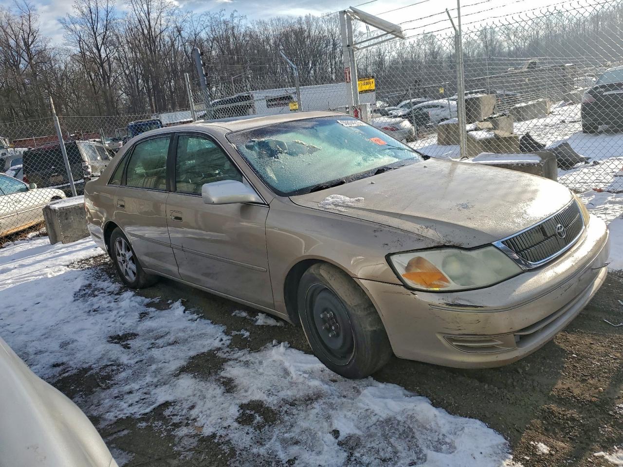 2001 TOYOTA AVALON XL photo 4