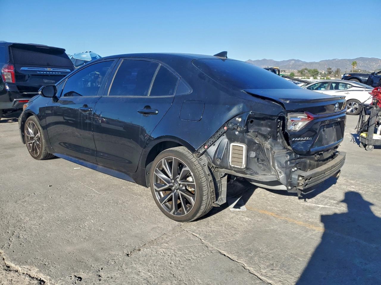 2020 TOYOTA COROLLA SE photo 3